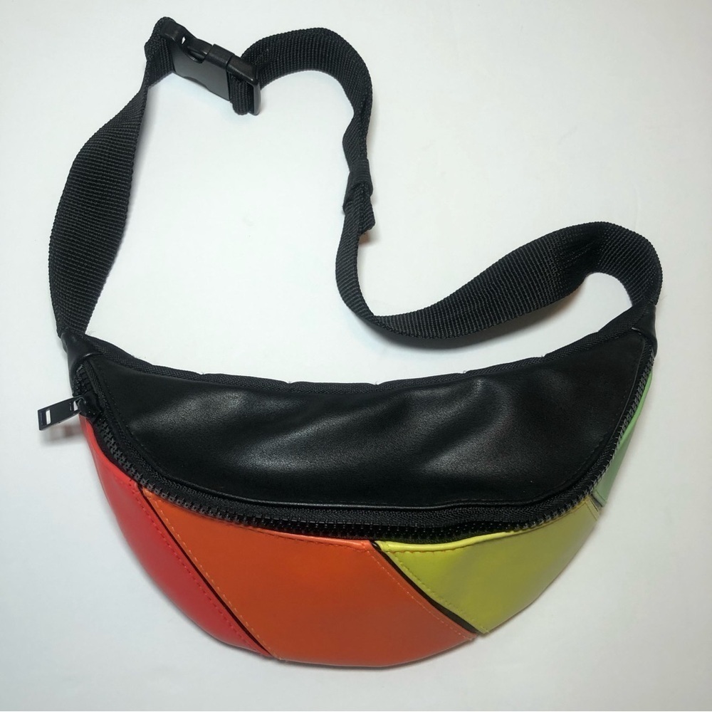 NWOT ASOS DESIGN cross body fanny pack in rainbow color block - Picture 3 of 16
